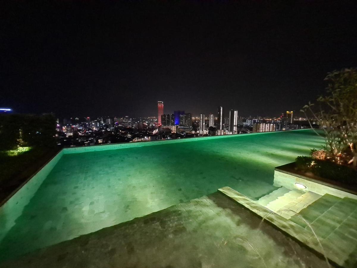 Beacon Executive Suite - Skypool Penang View George Town Zewnętrze zdjęcie
